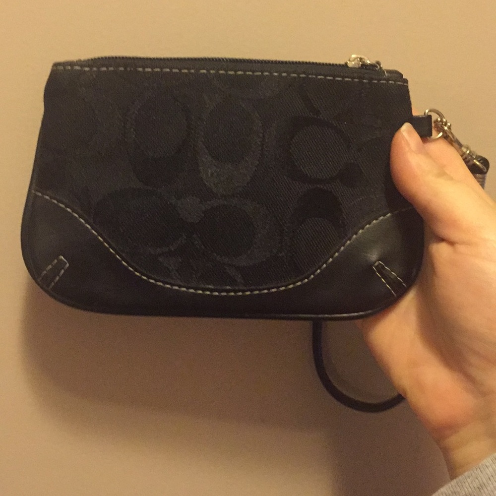 NWOT Coach Wristlet